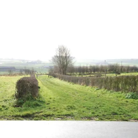 Дом отдыха Cozy For 4 Guests