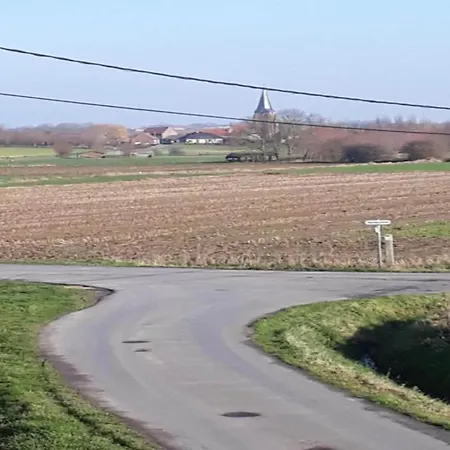 Cozy For 4 Guests بيت للعطل *