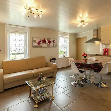 Modern Near Forest Holiday home *