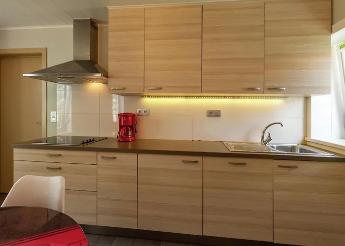 Cozy For 4 Guests Holiday home Le Bizet